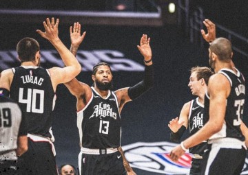 开云官网-里弗斯：快艇变化很大 洛城双雄仍是西部最强球队